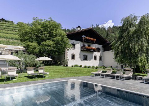 Hotel Pacherhof con tenuta vinicola: immagini e video Hotel Pacherhof con tenuta vinicola: immagini e video