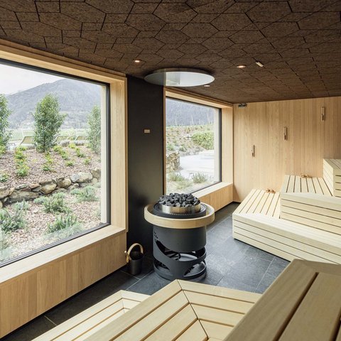 Hotel Pacherhof con tenuta vinicola: immagini e video Hotel Pacherhof con tenuta vinicola: immagini e video