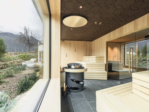 Hotel Pacherhof con tenuta vinicola: immagini e video Hotel Pacherhof con tenuta vinicola: immagini e video