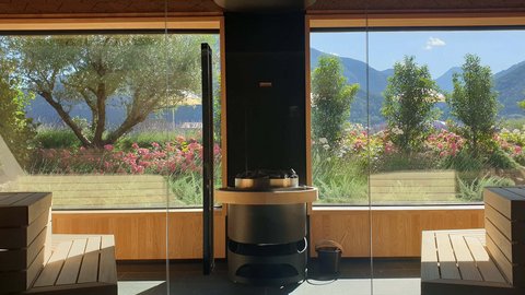 Hotel Pacherhof con tenuta vinicola: immagini e video Hotel Pacherhof con tenuta vinicola: immagini e video