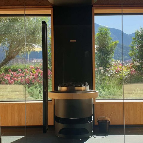 Hotel Pacherhof con tenuta vinicola: immagini e video Hotel Pacherhof con tenuta vinicola: immagini e video