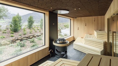 Hotel Pacherhof con tenuta vinicola: immagini e video Hotel Pacherhof con tenuta vinicola: immagini e video