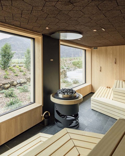 Hotel Pacherhof con tenuta vinicola: immagini e video Hotel Pacherhof con tenuta vinicola: immagini e video