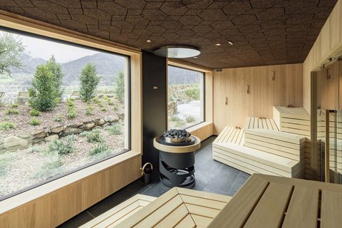 Hotel Pacherhof con tenuta vinicola: immagini e video Hotel Pacherhof con tenuta vinicola: immagini e video