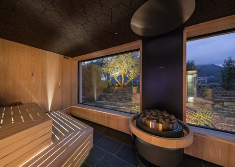 Hotel Pacherhof con tenuta vinicola: immagini e video Hotel Pacherhof con tenuta vinicola: immagini e video