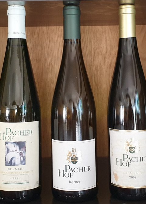 Hotel Pacherhof con tenuta vinicola: immagini e video Hotel Pacherhof con tenuta vinicola: immagini e video