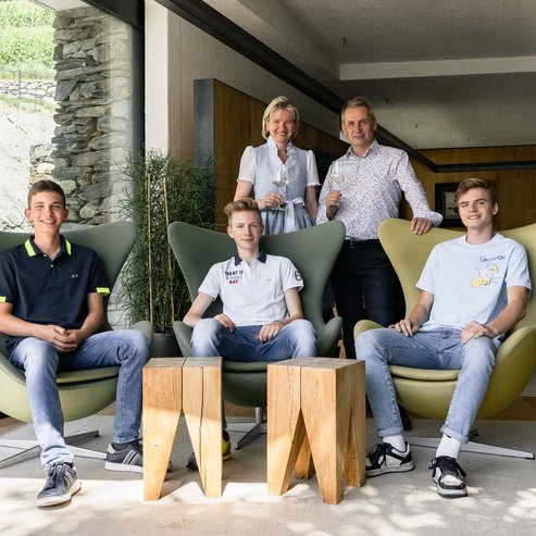Weingutbesichtigung und Weinverkostung in Südtirol Weingutbesichtigung und Weinverkostung in Südtirol