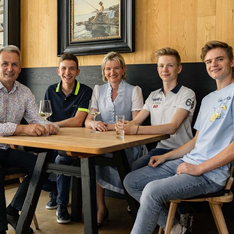 Hotel Pacherhof con tenuta vinicola: immagini e video Hotel Pacherhof con tenuta vinicola: immagini e video