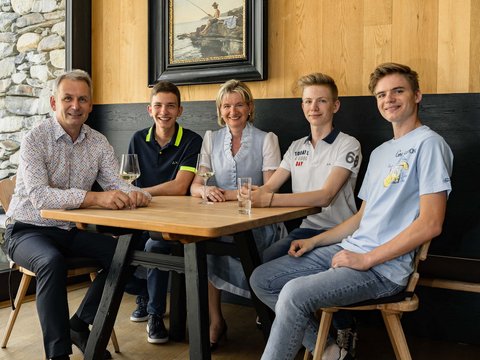 Hotel Pacherhof con tenuta vinicola: immagini e video Hotel Pacherhof con tenuta vinicola: immagini e video