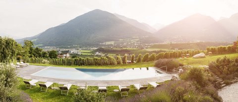 Hotel Pacherhof con tenuta vinicola: immagini e video Hotel Pacherhof con tenuta vinicola: immagini e video