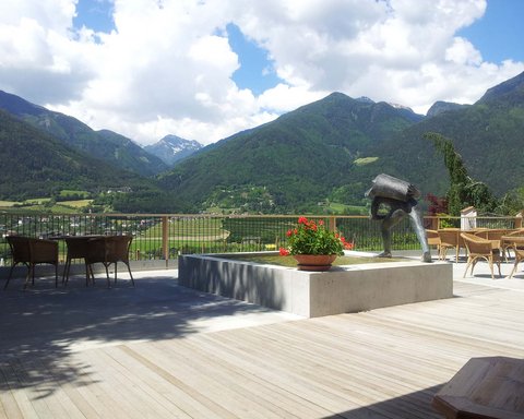 Hotel Pacherhof con tenuta vinicola: immagini e video Hotel Pacherhof con tenuta vinicola: immagini e video