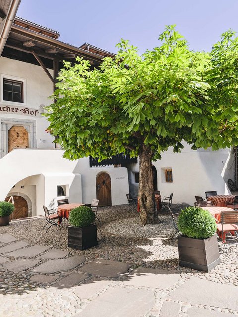 Hotel Pacherhof con tenuta vinicola: immagini e video Hotel Pacherhof con tenuta vinicola: immagini e video