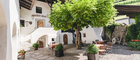 Hotel Pacherhof con tenuta vinicola: immagini e video Hotel Pacherhof con tenuta vinicola: immagini e video