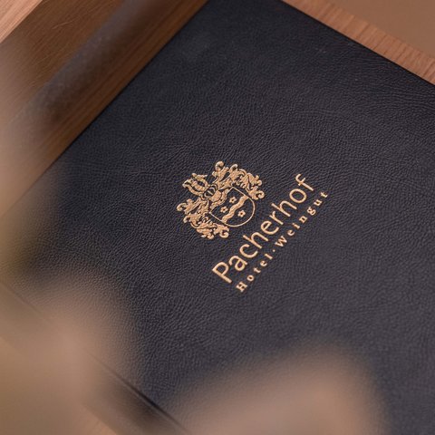 Hotel Pacherhof con tenuta vinicola: immagini e video Hotel Pacherhof con tenuta vinicola: immagini e video